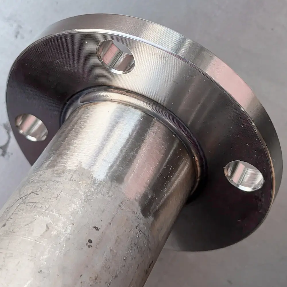 不锈钢法兰管焊接